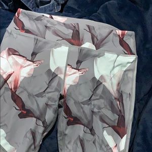 Fabletics Floral Leggings MEDIUM
